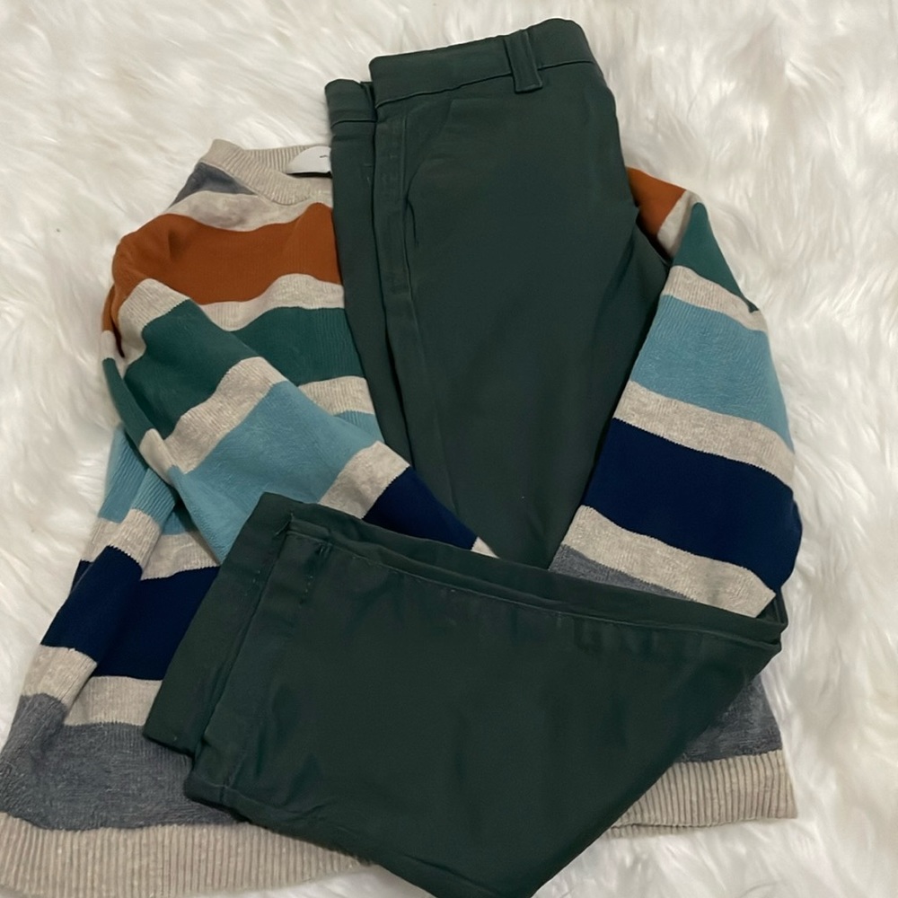 Kid set pants and sweater